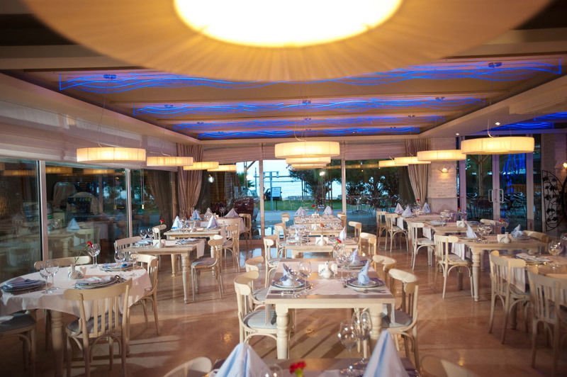 Thalia Beach Resort Hotel Ilica  Екстериор снимка