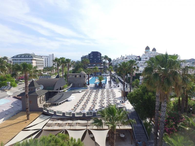 Thalia Beach Resort Hotel Ilica  Екстериор снимка