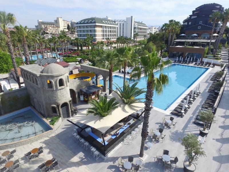 Thalia Beach Resort Hotel Ilica  Екстериор снимка